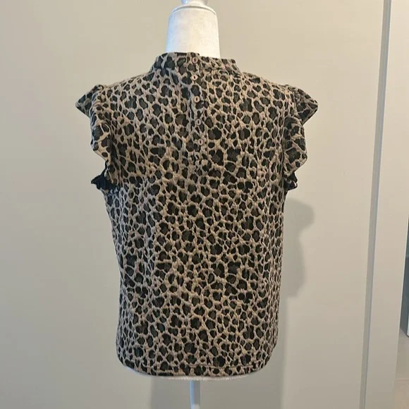 NWT THML Ruffle Sleeve Knit Leopard Print Top Sz M - Picture 3 of 8